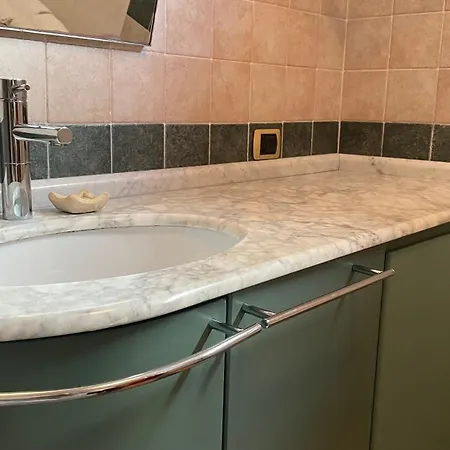 Ophelia Oda ve Kahvaltı 4*